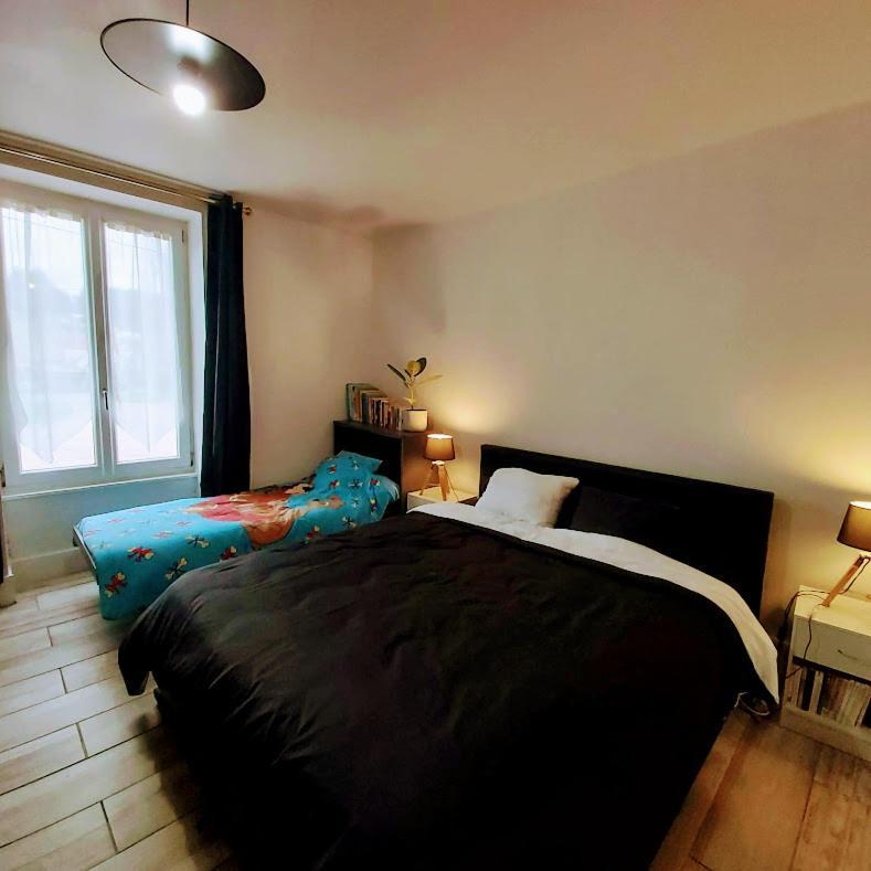 Au Pays D'Angeline Hotel La Pacaudiere ห้อง รูปภาพ